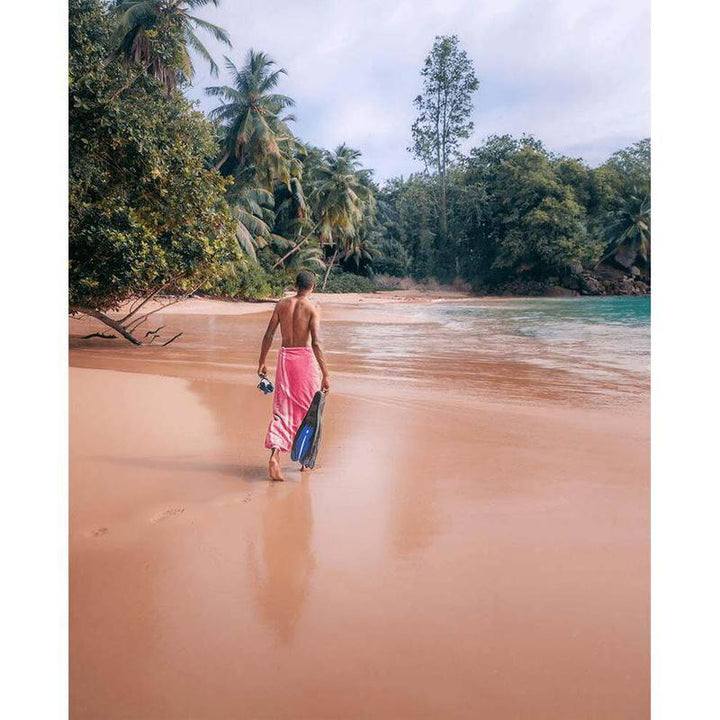 Arzi Beach Towel - sunrise pink