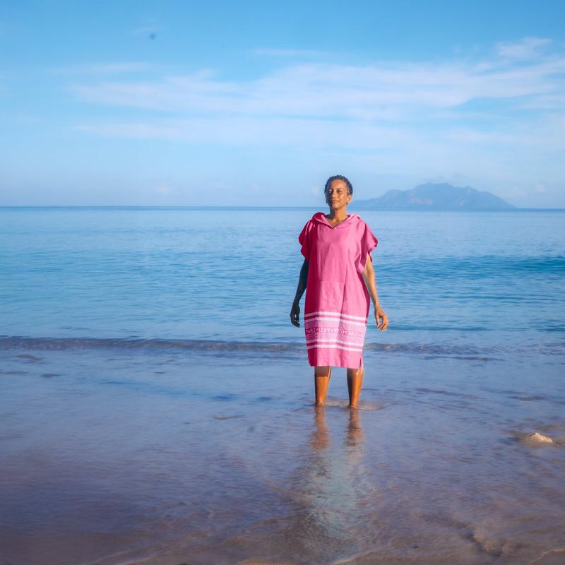 Arzi Hooded Poncho - Sunrise Pink