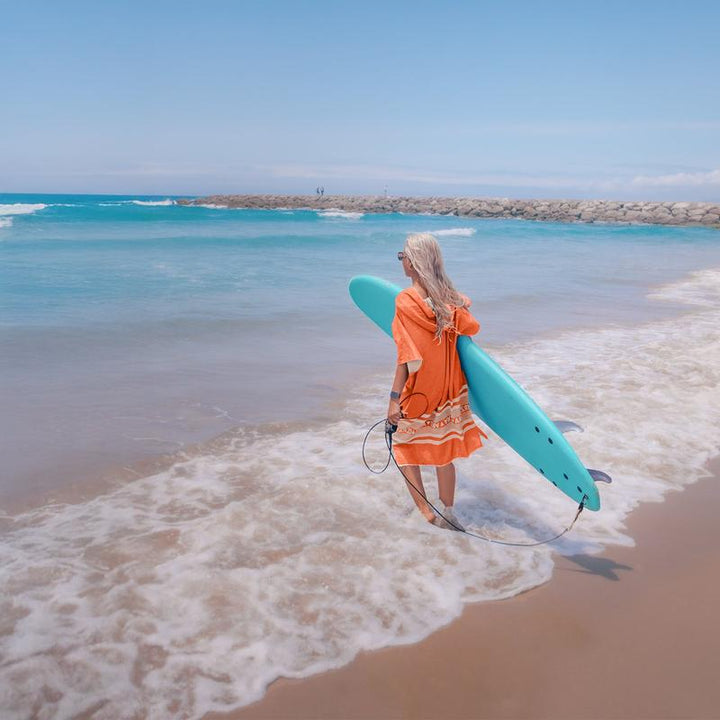 Arzi Hooded Poncho - Tropical Coral