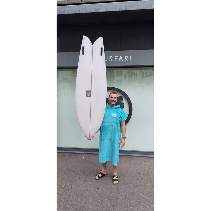 Surfari Survivor Poncho - blue lagoon