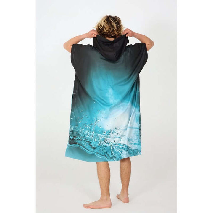 After Essential Surf MICRO FLEECE Poncho - underwater