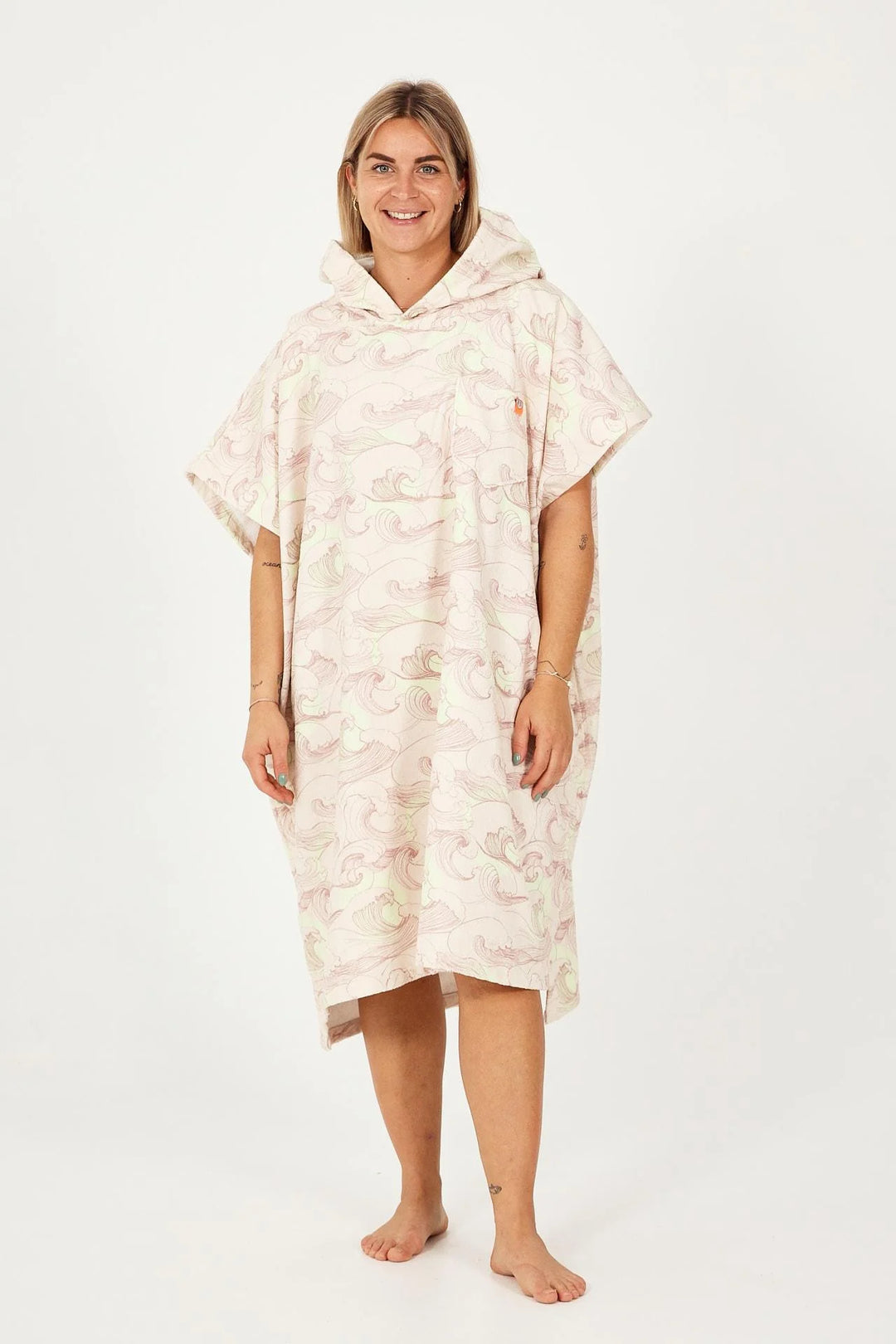 After Essentials Poncho Japan Waves