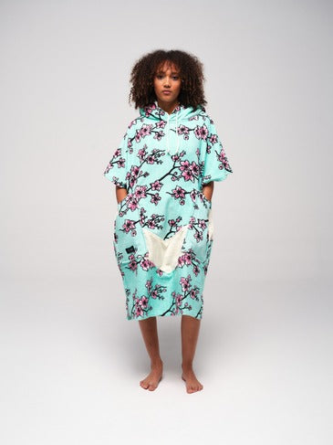 All-In Girl V-Poncho - Cherry Tree