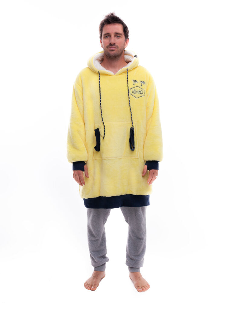 All-In Poncho Hoodie Decke - dark yellow