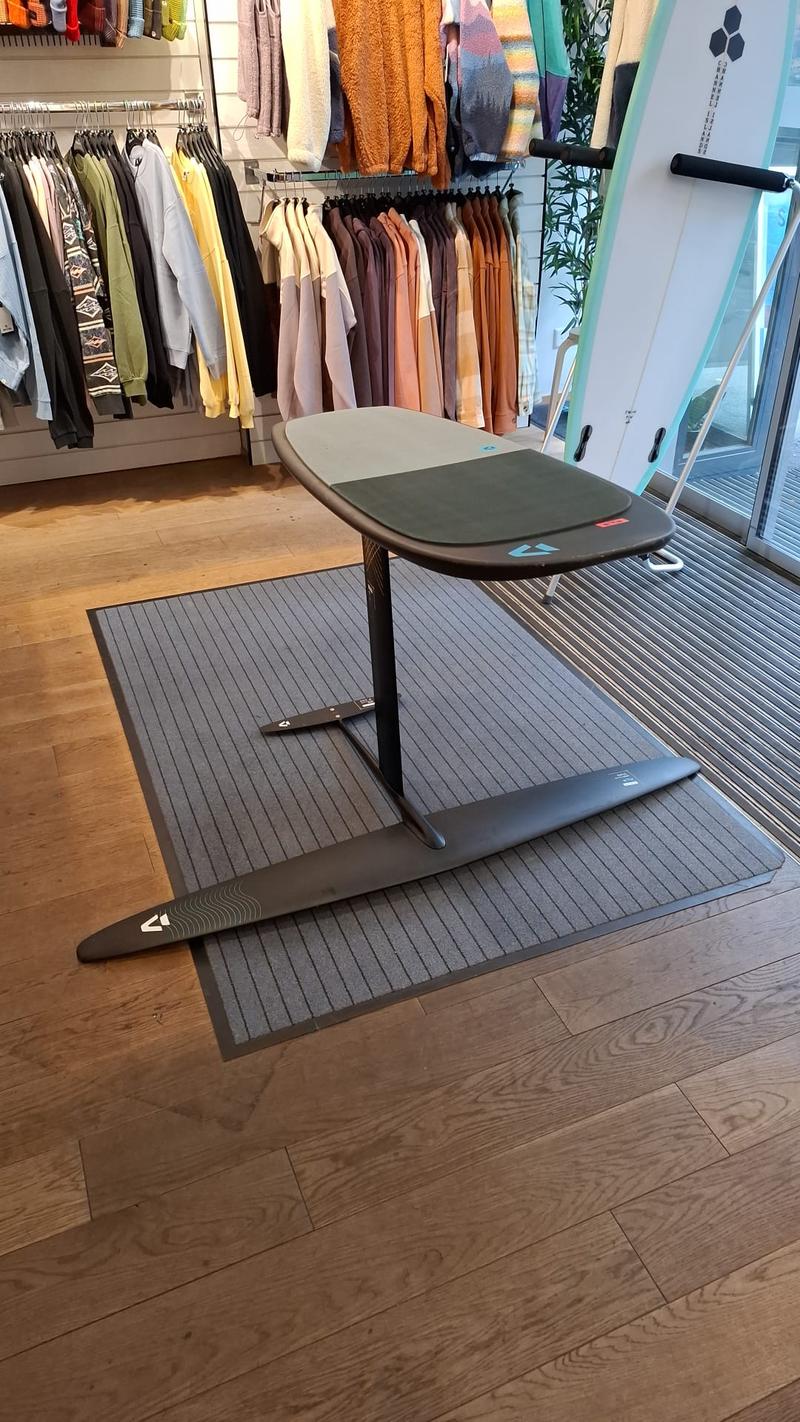 Duotone Pumpfoil Strider SLS 3'4" (Miete)