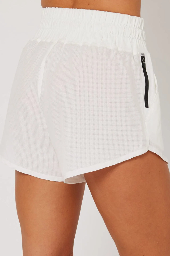 Follow Damen Tech Shorts Maven