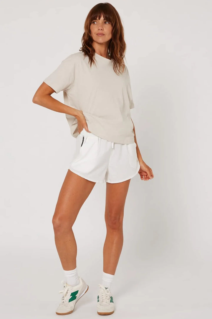 Follow Damen Tech Shorts Maven