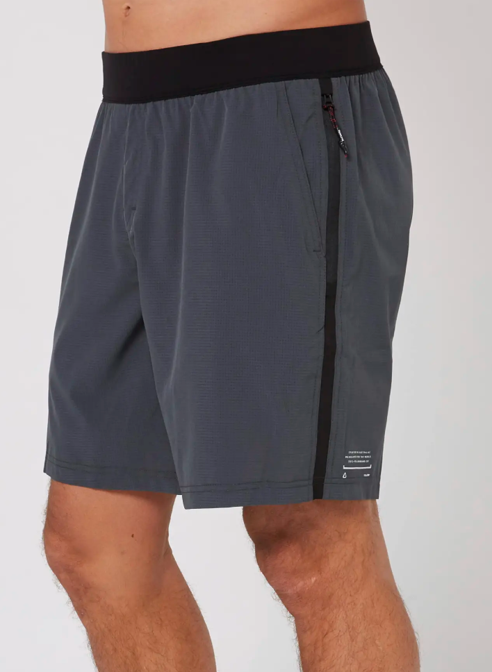 Follow Herren Hybrid Tech Short - stone