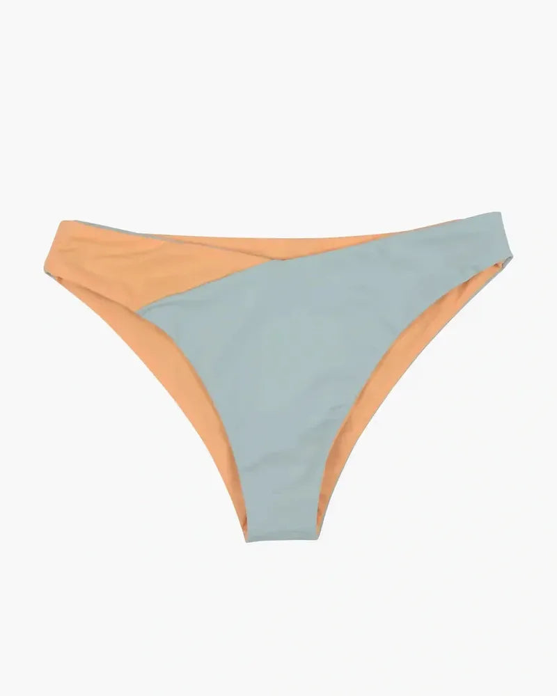 Main Design Bikini Bottom Flair