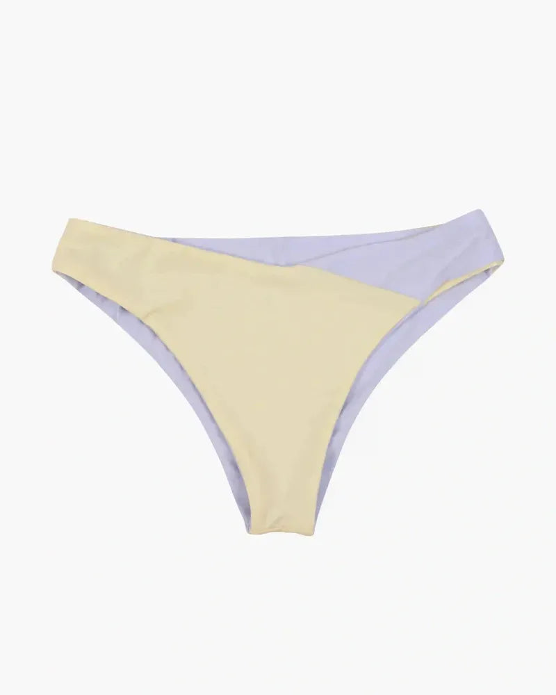 Main Design Bikini Bottom Flair