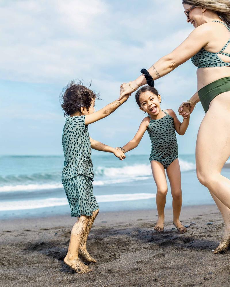 Main Design Kinder Boardshorts für Jungen Lean
