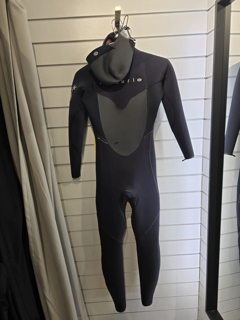 Nr. 2 Rip Curl Damen Neoprenanzug Flashbomb 5/4mm Chestzip - Black Grösse 8 (Miete)