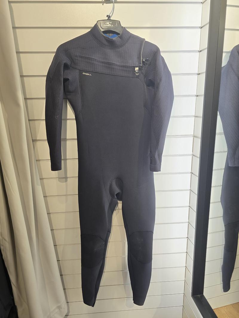 O'Neill Herren Neoprenanzug Hyperfreak 3/2+mm Chestzip - Black Grösse M (Miete1)