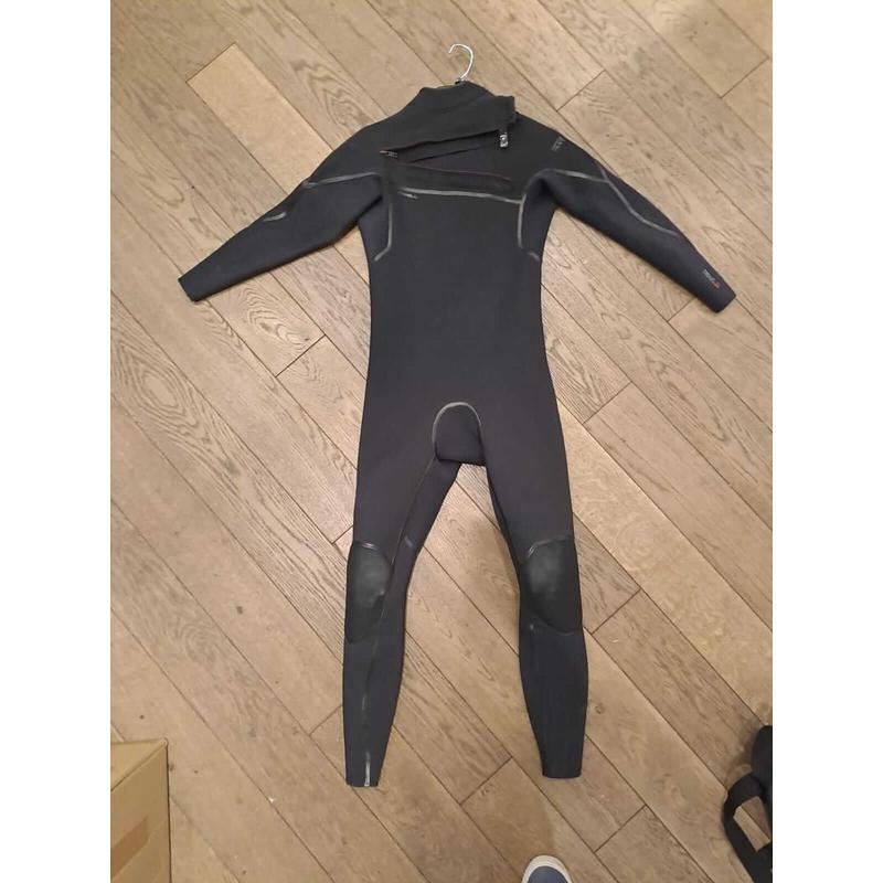 O'Neill Herren Neoprenanzug Hyperfreak Fire 3/2mm - Grösse M (Miete) (Kopie)