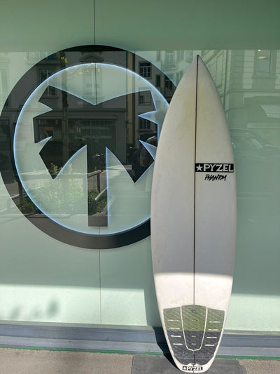 Pyzel Phantom 5'10 Surfboard 30.4l (Occasion)