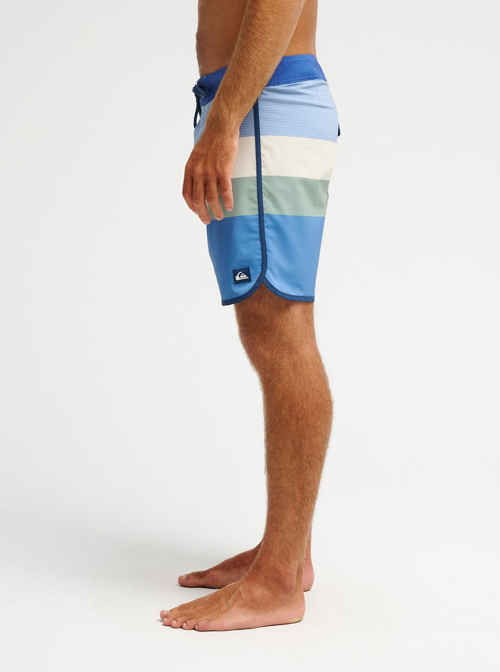 Quiksilver Herren Boardshorts Surfsilk Scallop 18" - Quiet Harbor Tijuana