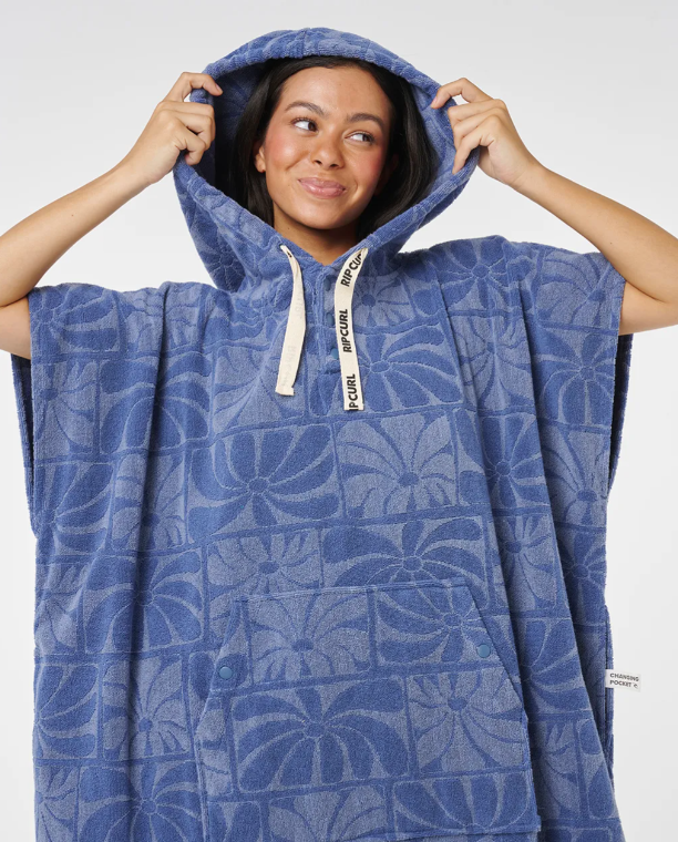 Rip Curl Poncho Premium Surf Hooded Towel - blue flowers
