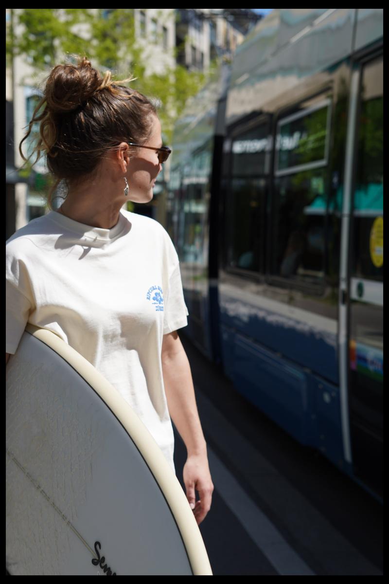 Rip Curl X Surfari Damen Destination Tee Zurich - Bone