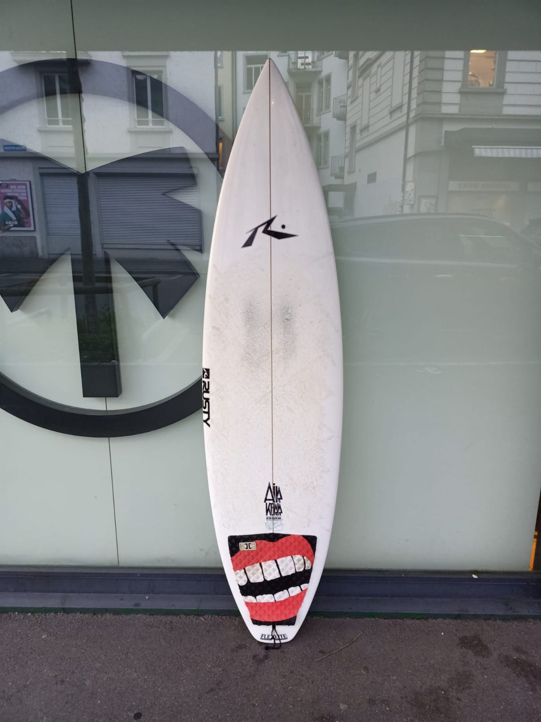 Rusty Surfboard Air Kerr 5'11 FCS (Occasion)