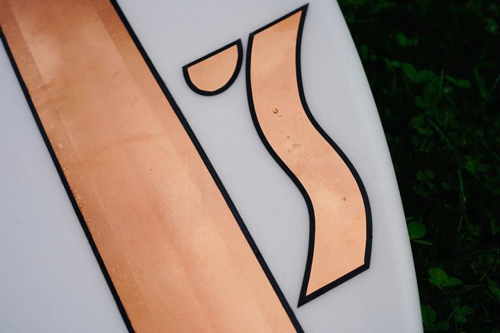 Semente Poolboard Black Tip 5'1" (HD Plugs, Gun Glassing) - Metallic