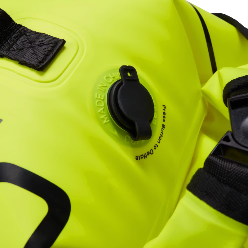 Speedo Tow Float with Dry bag