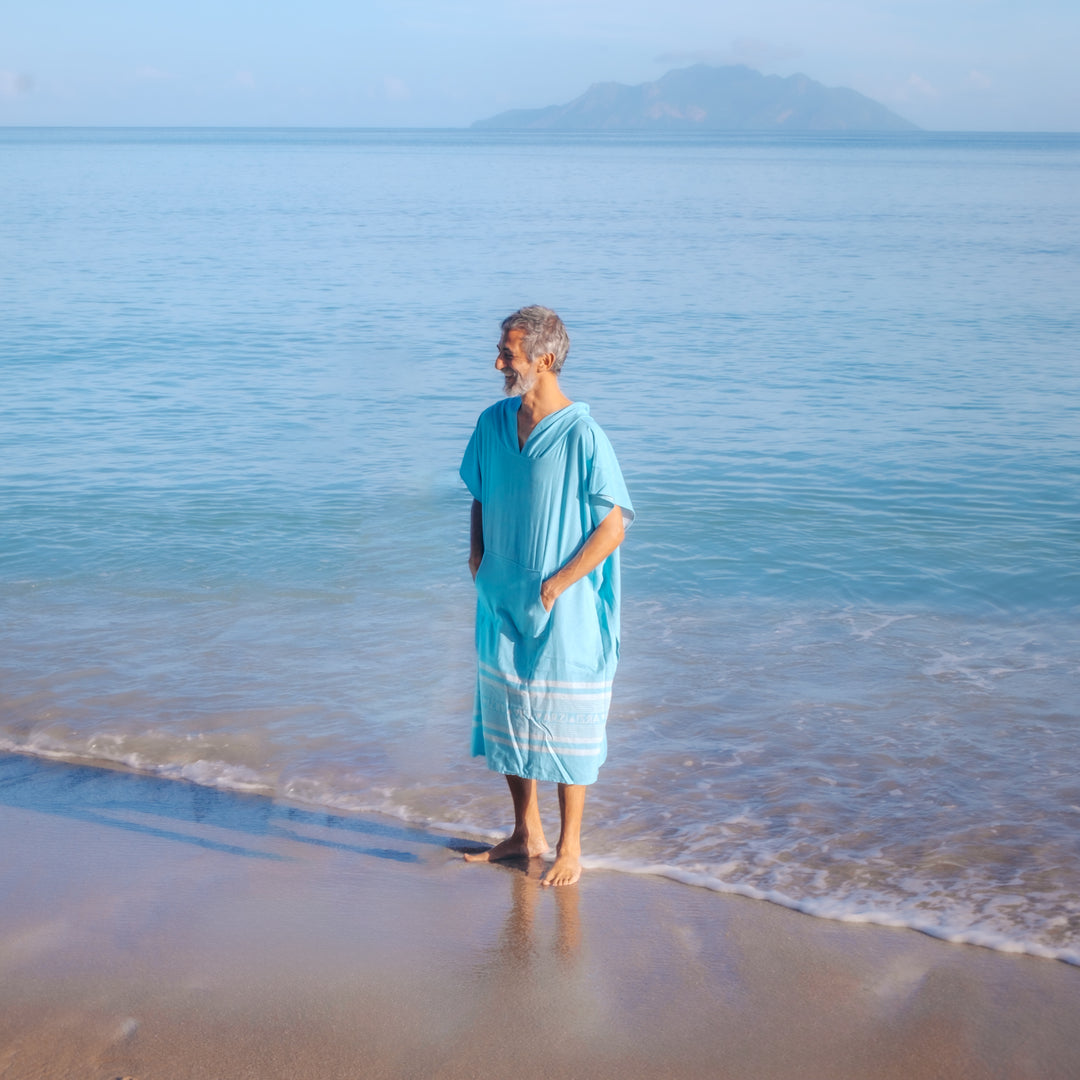 Arzi Hooded Poncho - Tropical Blue