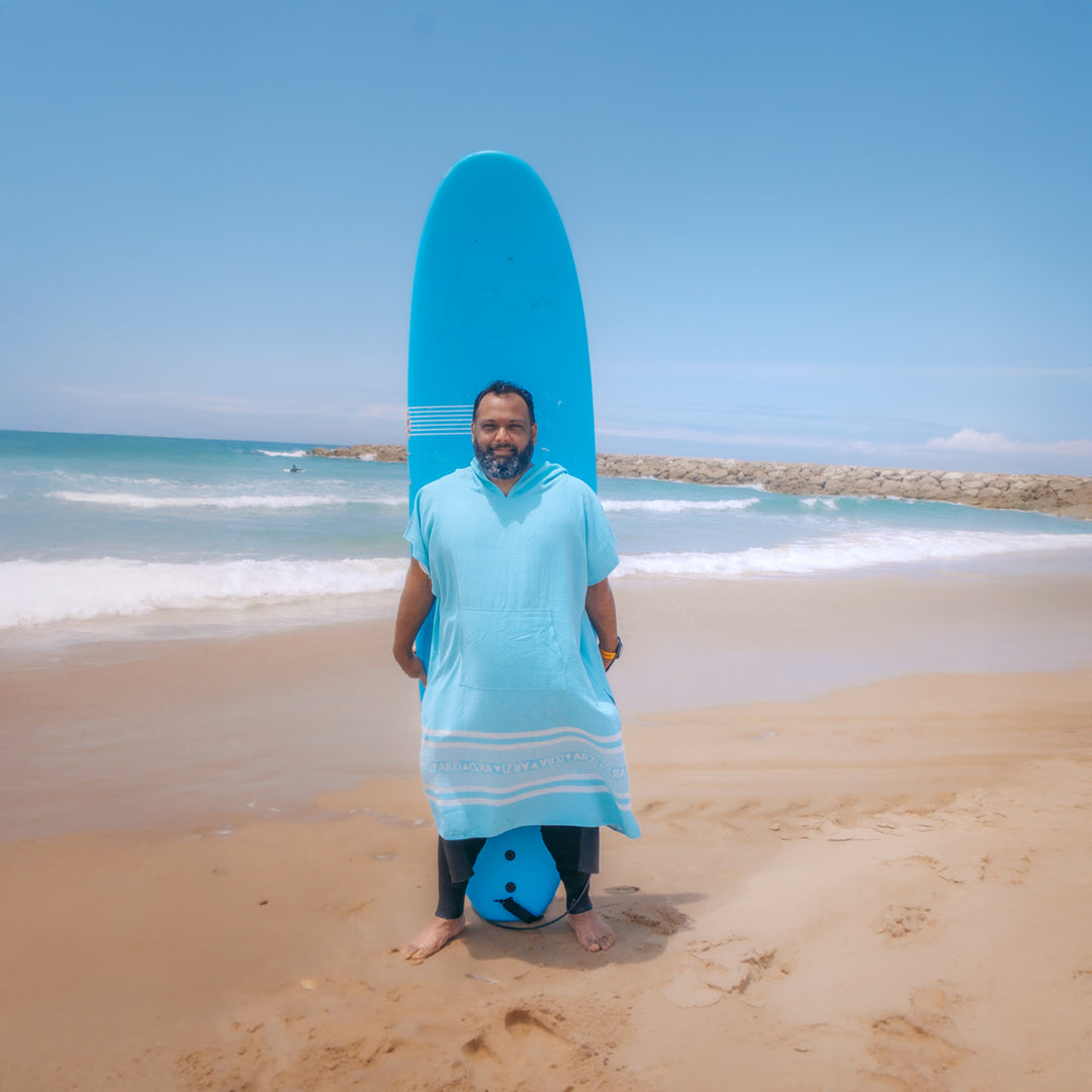 Arzi Hooded Poncho - Tropical Blue