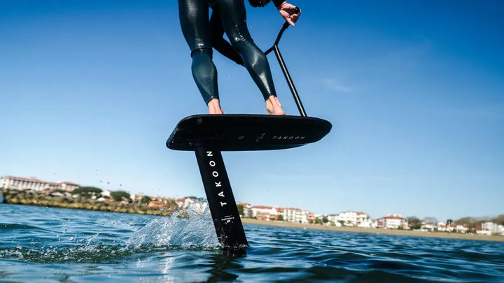 Takoon Pumpfoil Scoot Carbon (Miete)